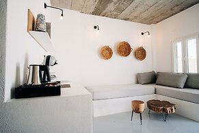 Mesanto Luxury Suites