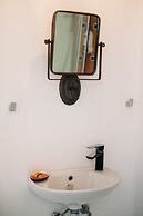 Mesanto Luxury Suites