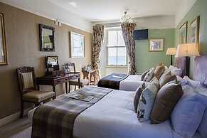 Port Charlotte Hotel