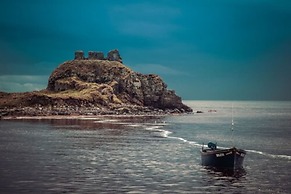 Port Charlotte Hotel