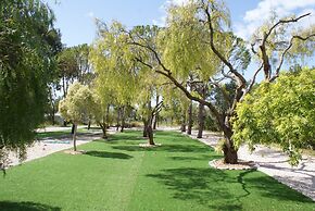 The Lake Villa Mountains & Sea view