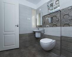 Ambalath Maple Leaves - Hostel