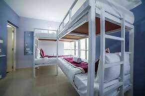 Ambalath Maple Leaves - Hostel