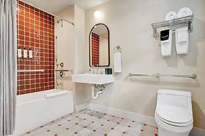 Hotel Trouvail Miami Beach