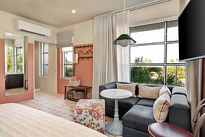 Hotel Trouvail Miami Beach