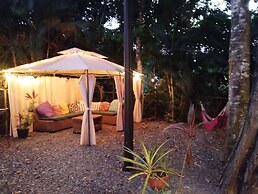 Casa Jungla Hostel