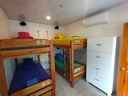 Casa Jungla Hostel