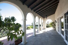 The Patrician Hollywood Universal