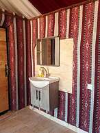 Beduin star trail camp