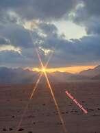 Beduin star trail camp