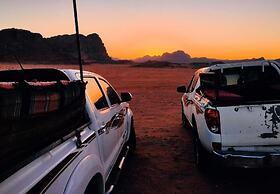 Beduin star trail camp