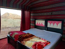 Beduin star trail camp