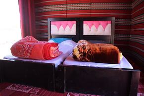 Beduin star trail camp