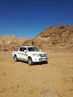 Beduin star trail camp