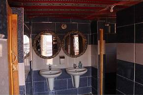 Beduin star trail camp