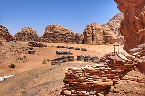 Beduin star trail camp