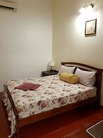 Sojourn Beds & Cafe - Hostel