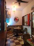 Sojourn Beds & Cafe - Hostel