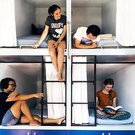 Sojourn Beds & Cafe - Hostel