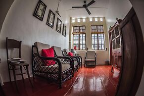 Sojourn Beds & Cafe - Hostel