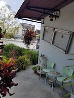 Sojourn Beds & Cafe - Hostel