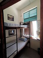 Sojourn Beds & Cafe - Hostel