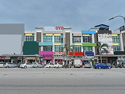 OYO 768 Fajar Baru Boutique Hotel