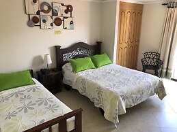 Hotel Castellana Inn