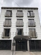 Hotel Castellana Inn