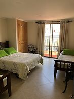 Hotel Castellana Inn