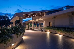 Niraamaya Retreats Samroha Athirappilly