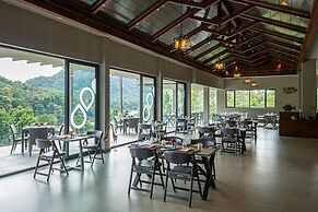 Niraamaya Retreats Samroha Athirappilly