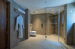 Niraamaya Retreats Samroha Athirappilly