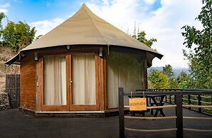 The Pavilions Himalayas Lake View