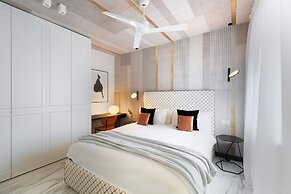 A World Aparts - 12 Viviani