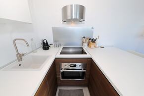 Stunning View Apartment