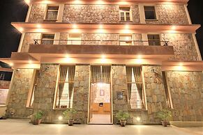 Palm Valley Dritan Resort