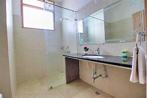 Palm Valley Dritan Resort