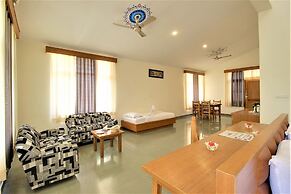 Palm Valley Dritan Resort