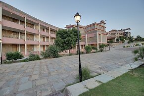 Palm Valley Dritan Resort