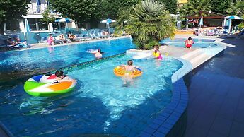 Hotel Paris Resort