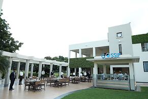 Neel's City Resort