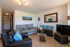 White Lodge Apartments