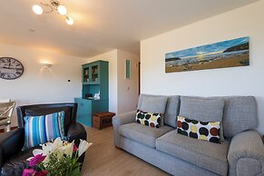 White Lodge Apartments