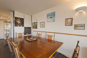 White Lodge Apartments