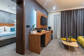 103 Degrees Hotel & SPA