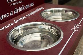 The Horse & Farrier Inn and The Salutation Inn