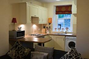 The Horse & Farrier Inn and The Salutation Inn