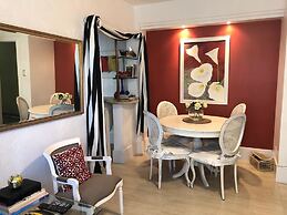 Studio Premium Leblon