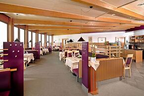 Glacier Hotel Grawand